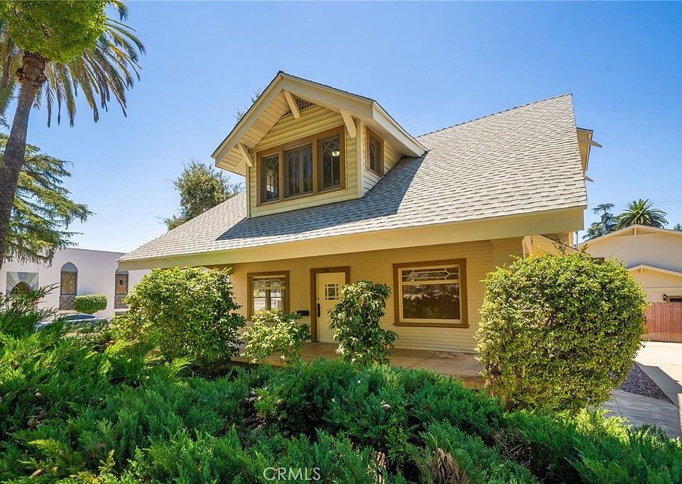 1st image of 2382 Bonita Ave