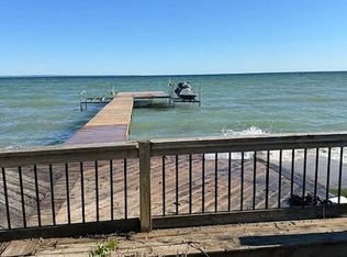 303 Lake Dr E UNIT A, Georgina, ON L0E 1S0