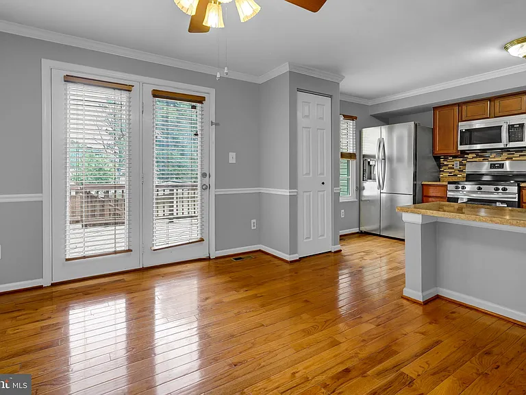 12821 Evansport Pl — Photo 11