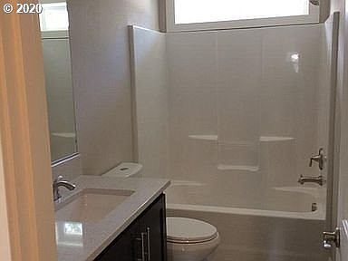 5th image of 8101 NE 158th Ct