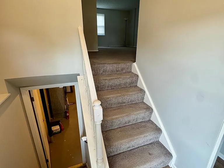 244 E Commons Dr — Photo 10
