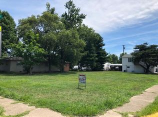 906 W Washington St, Newton, IL 62448