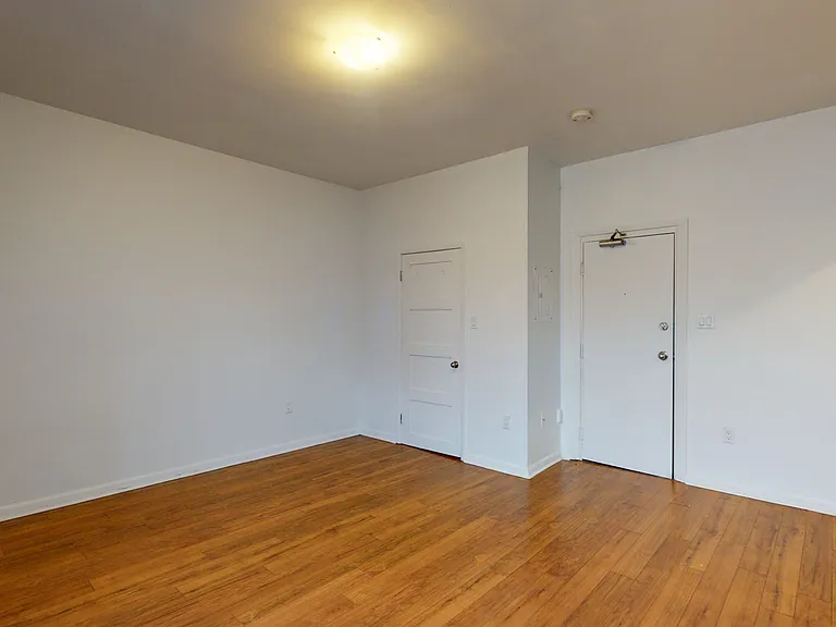 384 Maclaren St #23 — Photo 6