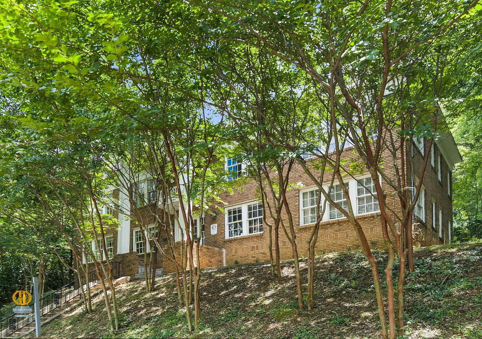 Henger Hall — Photo 4