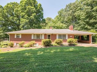 883 Pine Ridge Rd, Lexington, NC 27295