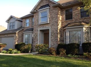 2140 High Meadow Rd, Naperville, IL 60564