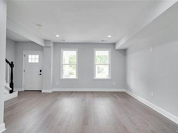 710 Oak Park Ave
