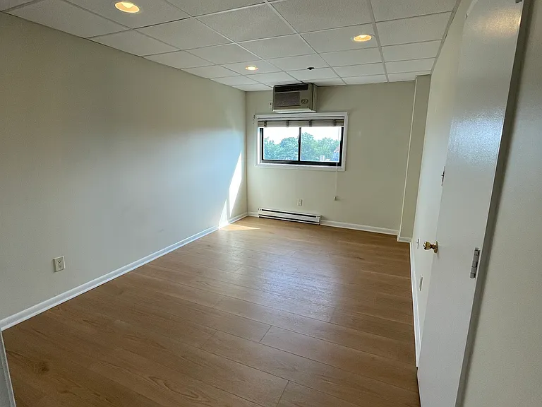900 N Broom St #26 — Photo 8