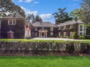 1316 Ridge Rd, Syosset, NY 11791