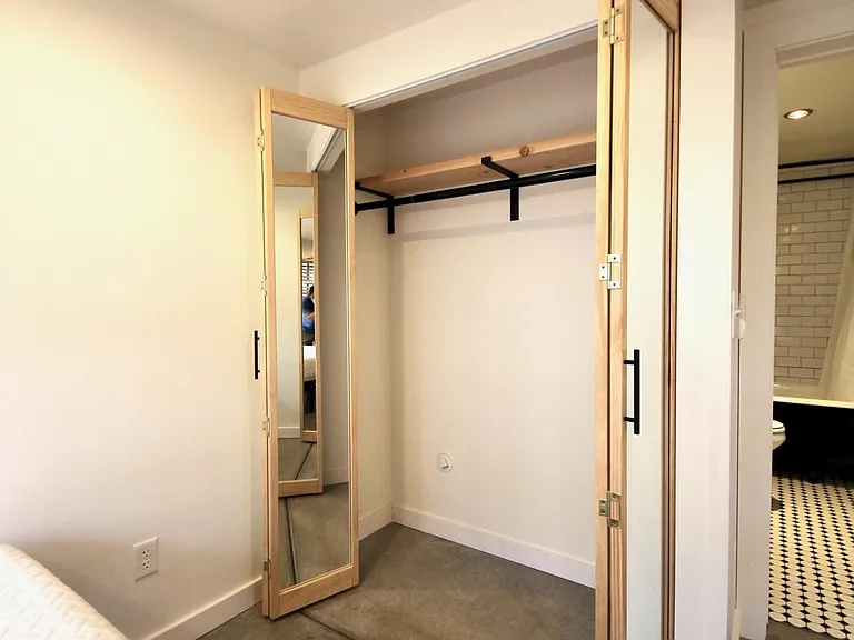1530 1/2 E Diamond St #3 — Photo 10