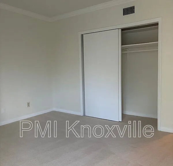 5709 Lyons View Pike #1206 — Photo 21