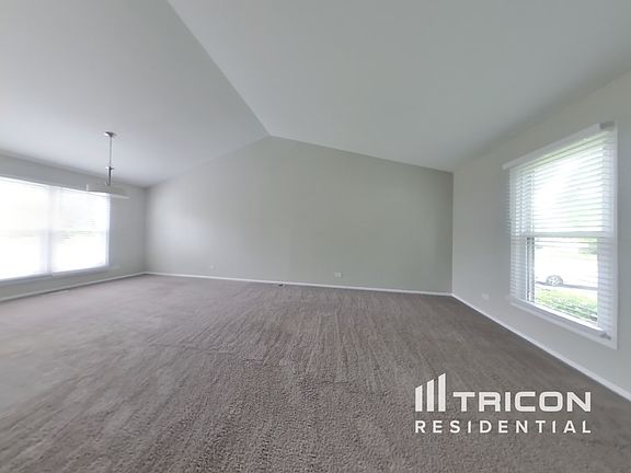 2nd image of 125 Chatham Ln