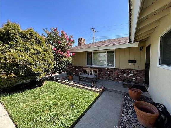 4th image of 5332 Sunnyside Dr