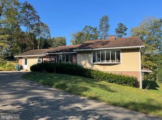 594 Truce Rd, New Providence, PA 17560