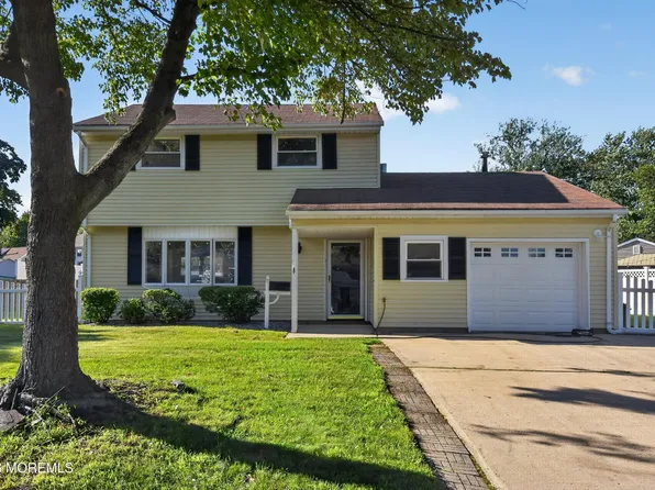 21 Monmouth Street, Hazlet, NJ 07730