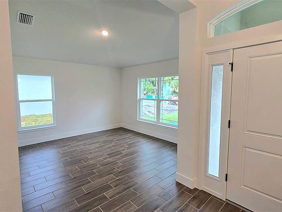 5th image of 5800 SHAFFER AVENUE