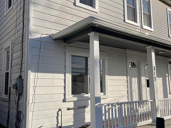2nd image of 312 E Franklin St