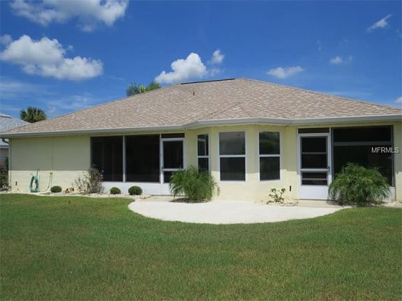 5th image of 302 Caloosa Woods Ln