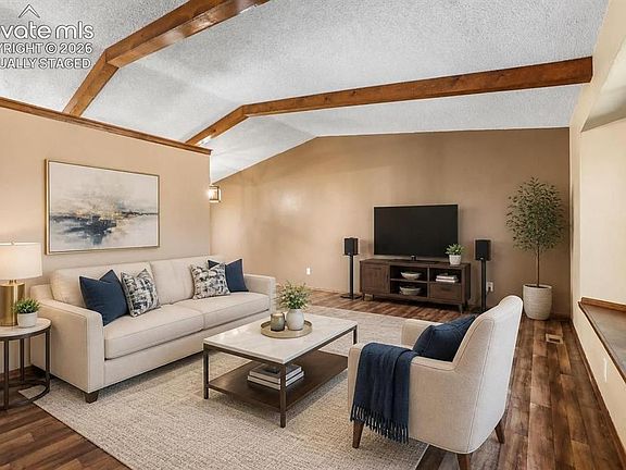 4th image of 8510 Freemantle Dr