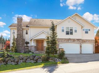 9867 NE 14th St, Bellevue, WA 98004