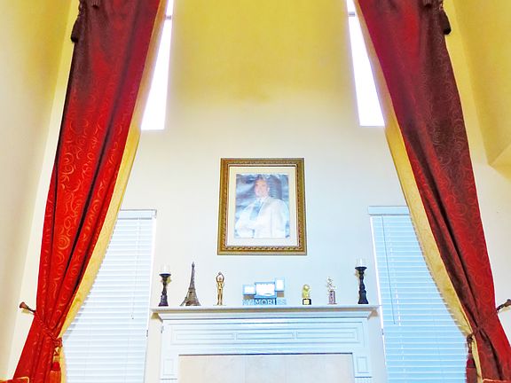 Family Room: High Ceiling
