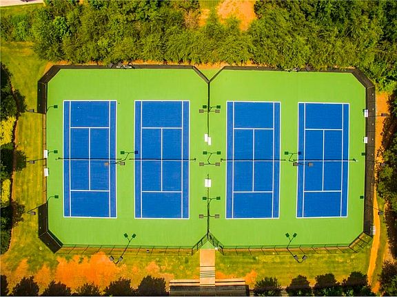 Green Summers Tennis Courts