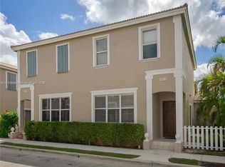 10524 NW 57th Ct, Pompano Beach, FL 33076