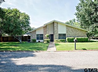 900 Humphrey St, Athens, TX 75751