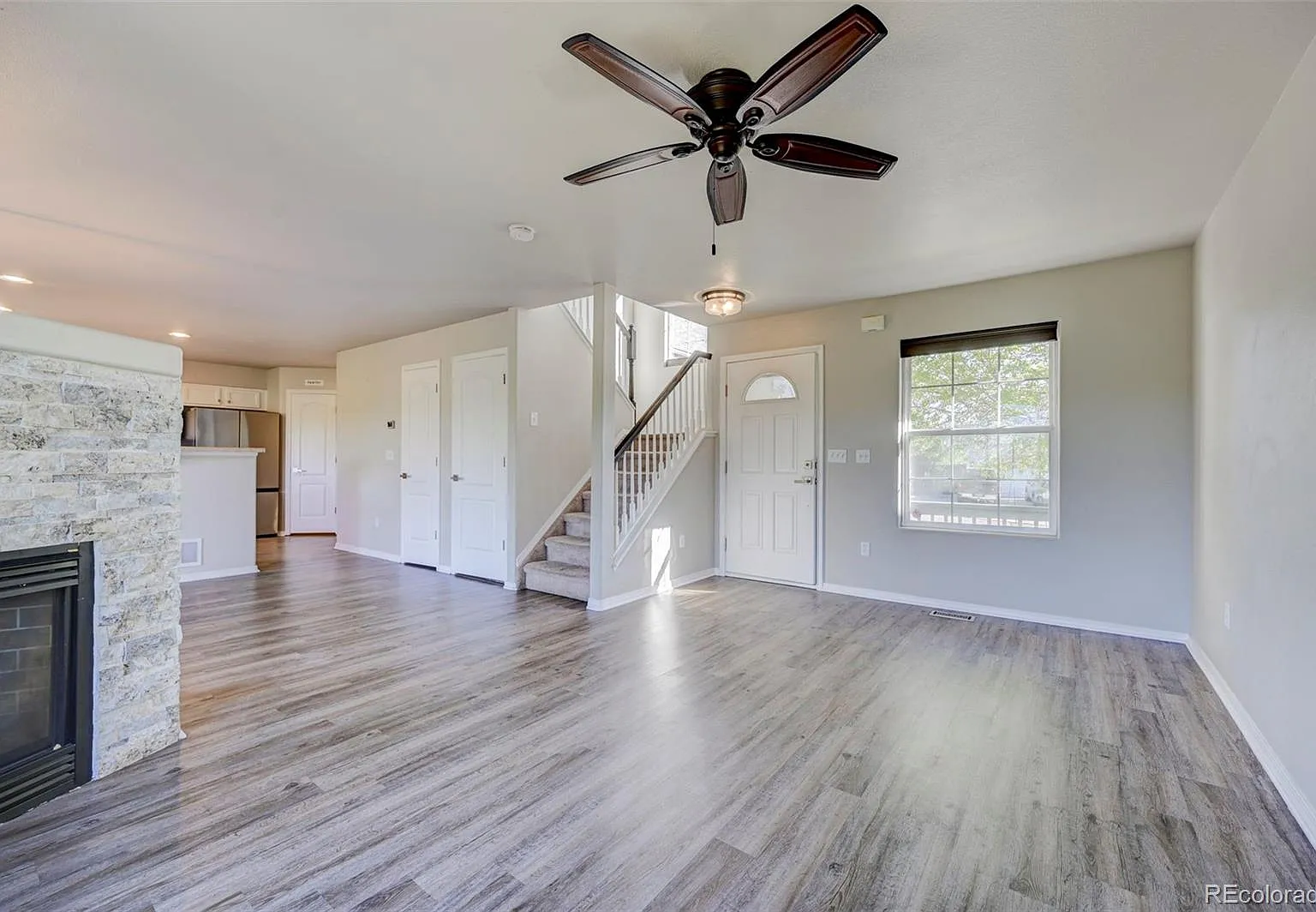 4 bed, 2.5 bath, 2168 sqft, $2,600 — Photo 4