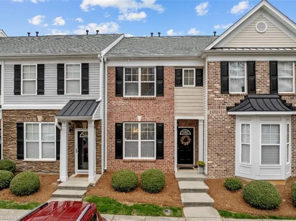 53 Ledgerstone Ln, Greensboro, NC 27407