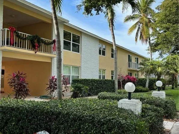 546 Broad Ave S #546, Naples, FL 34102
