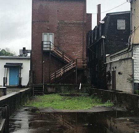 2nd image of 184 E Market St