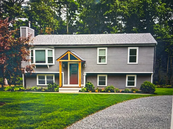 155 Hathaway St, Wareham, MA 02571