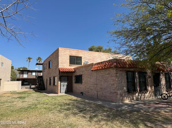 6633 E Calle La Paz, Tucson, AZ 85715