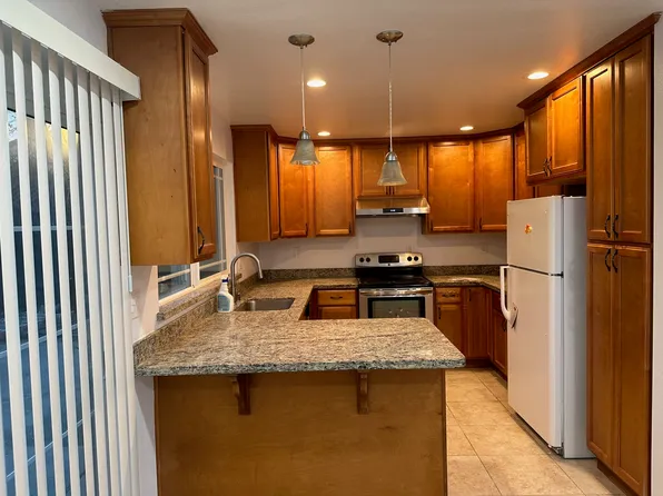 2448 Huran Dr, San Jose, CA 95122