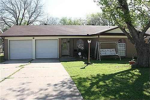 2nd image of 624 Bridle Ave