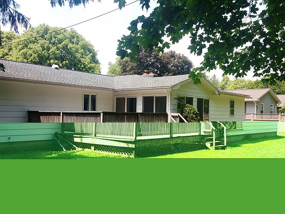 2nd image of 126 Linden Ave