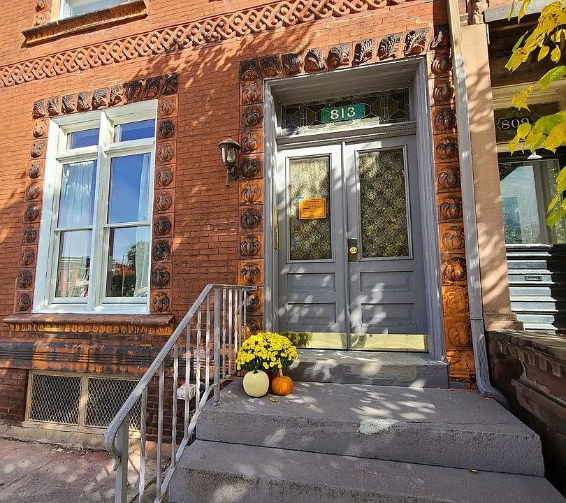 813 N 2nd Street