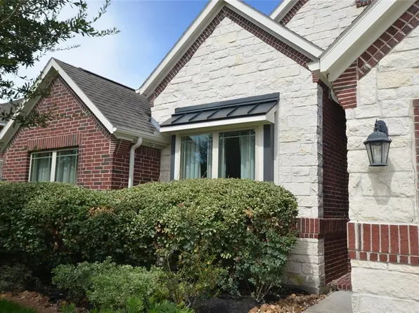 21309 S Kings Mill Ln, Kingwood, TX 77339