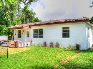 665 NE 136th St, North Miami, FL 33161