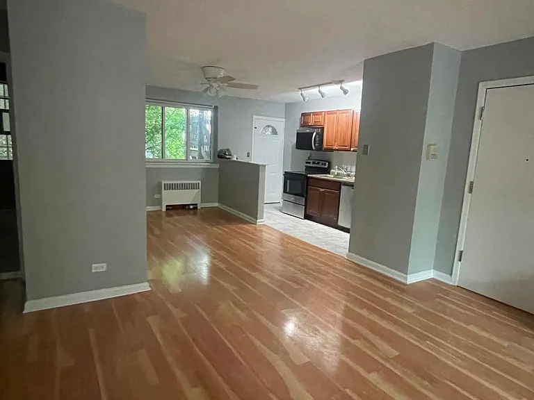 2841 W Arthur Ave #1 — Photo 11
