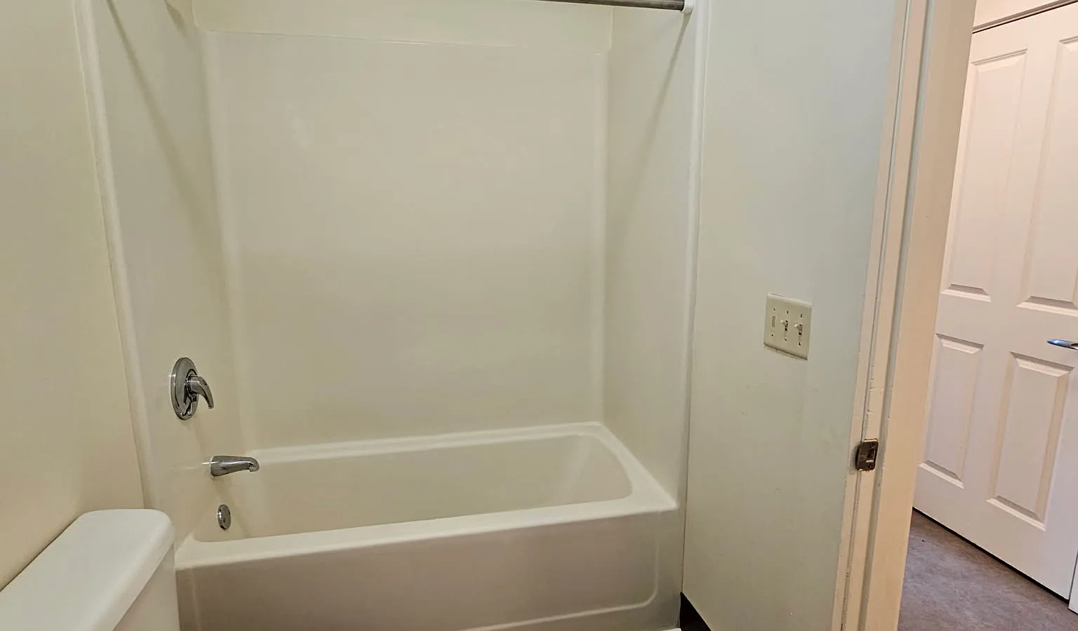 1 bed, 690 sqft, $1,059 — Photo 3