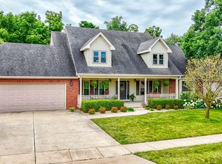 1027 Lakewood Dr, Ottawa, IL 61350