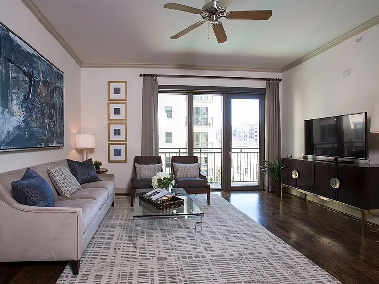 Real Oak Hardwood Floors (Willowick Floor Plan)