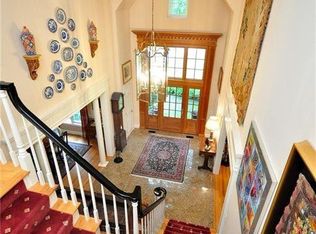 4 Hinchley Wood, Farmington, CT 06032