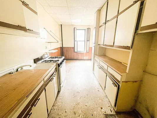 Sold by Showcase Realty | media 3