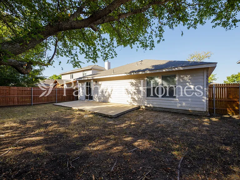 2628 Terrace Dr — Photo 18