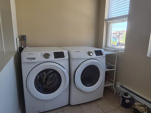 3rd image of 2346 W Superior St #2
