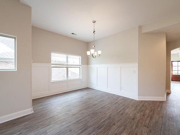 5th image of 2359 Redwood Trl