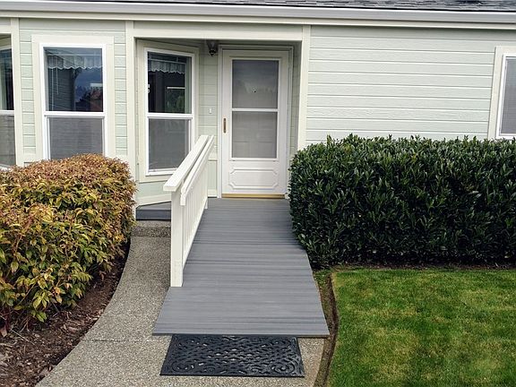 2nd image of 8048 18th Ln SE